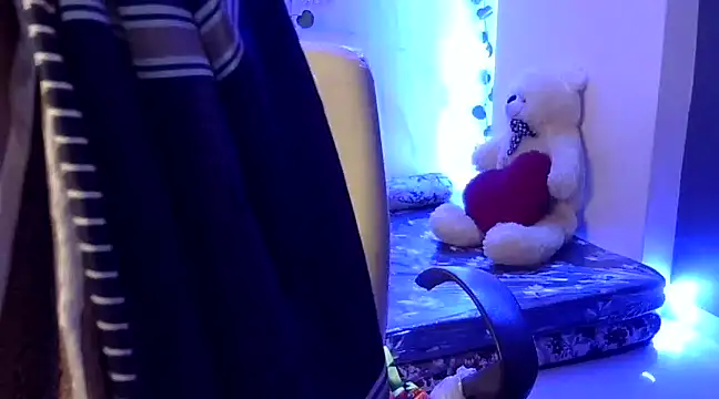 Shanaya1 online show from February 23, 2025, 6:01 pm