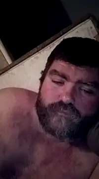 Rcraigue4 online show from February 28, 2025, 1:26 am