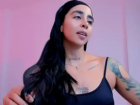 Snapshot of sophierooy22 chatting on November 26, 2025, 11:49 pm sophierooy22 online show from November 26, 2025, 11:49 pm