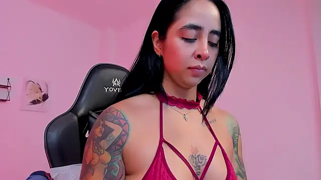 Snapshot of sophierooy22 chatting on November 30, 2025, 7:36 pm sophierooy22 online show from November 30, 2025, 7:36 pm