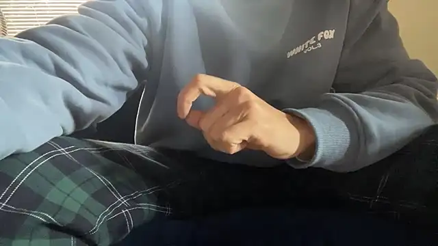 Snapshot of Prolapse_Pig chatting on October 18, 2025, 7:16 pm Prolapse Pig online show from October 18, 2025, 7:16 pm