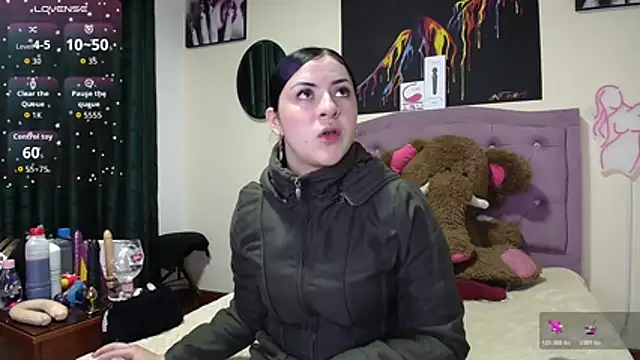 Emmie Hot online show from February 25, 2026, 12:05 pm