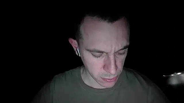 Snapshot of Masterclassyfeet chatting on February 16, 2025, 10:11 pm Masterclassyfeet online show from February 16, 2025, 10:11 pm