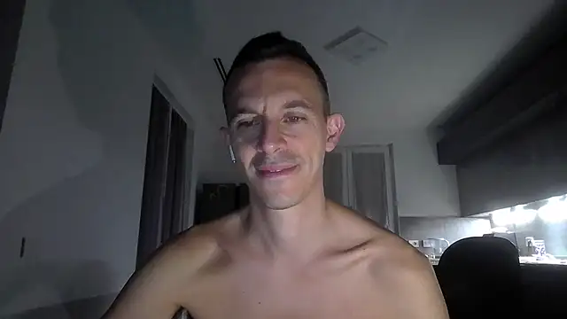 Snapshot of Masterclassyfeet chatting on September 13, 2025, 10:21 pm Masterclassyfeet online show from September 13, 2025, 10:21 pm