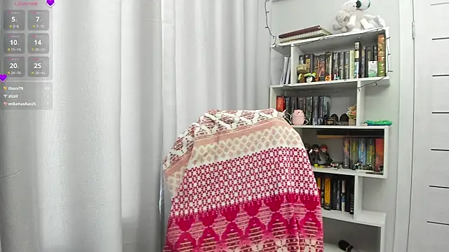 Snapshot of LillyFan-X chatting on February 17, 2025, 6:20 am LillyFan-X online show from February 17, 2025, 6:20 am