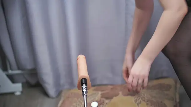 Snapshot of LillyFan-X chatting on February 15, 2025, 6:12 am LillyFan-X online show from February 15, 2025, 6:12 am