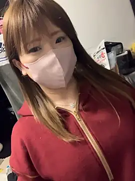 Snapshot of ran_xx_x chatting on November 24, 2025, 4:18 pm ran xx x online show from November 24, 2025, 4:18 pm