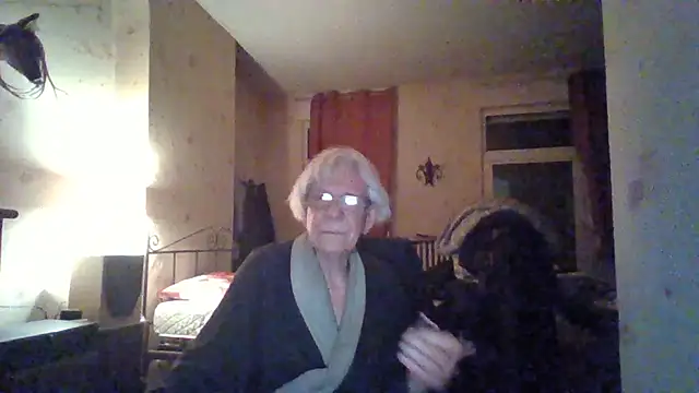 rosanetrav online show from February 12, 2026, 12:21 am