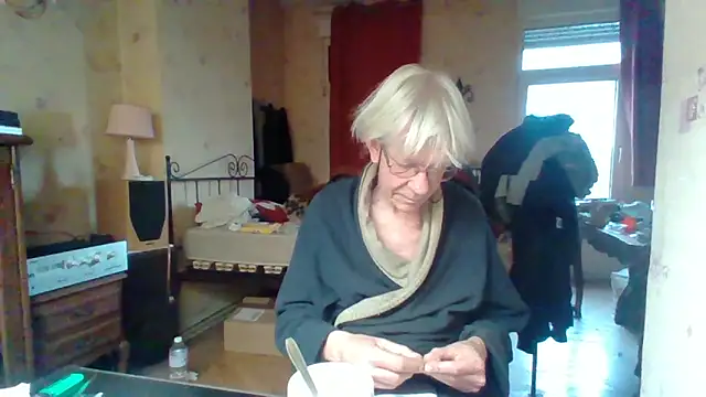 rosanetrav online show from March 7, 2026, 6:42 am