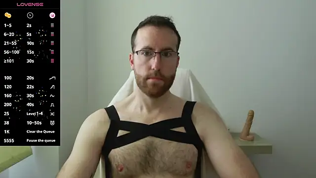 Snapshot of machohiberiko chatting on February 23, 2025, 10:39 am machohiberiko online show from February 23, 2025, 10:39 am