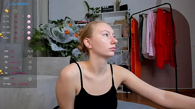 Snapshot of Rachel_Rut chatting on October 30, 2025, 4:11 am Rachel Rut online show from October 30, 2025, 4:11 am