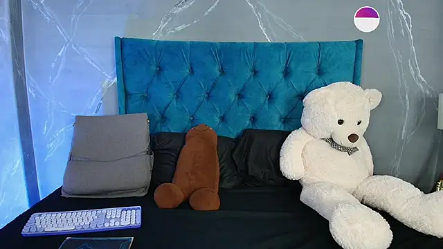 fierygroup online show from April 5, 2026, 12:50 am