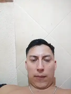 Snapshot of LuisMex1998 chatting on September 9, 2025, 11:30 am LuisMex1998 online show from September 9, 2025, 11:30 am