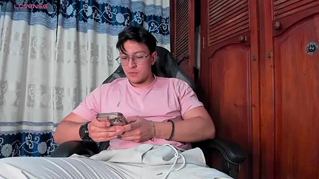 Amon  ashford online show from March 3, 2026, 1:12 am