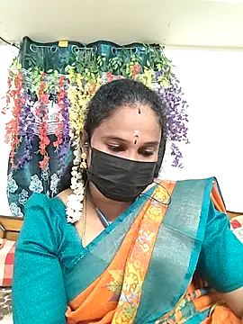 Snapshot of Tamil_Aathira chatting on November 6, 2025, 5:39 pm Tamil Aathira online show from November 6, 2025, 5:39 pm