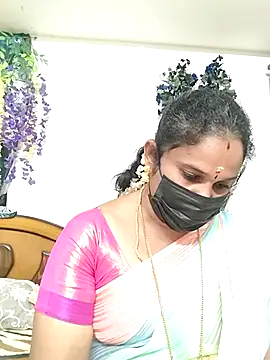 Snapshot of Tamil_Aathira chatting on November 8, 2025, 8:23 pm Tamil Aathira online show from November 8, 2025, 8:23 pm