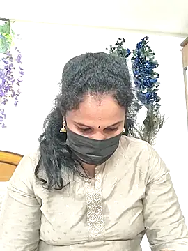 Snapshot of Tamil_Aathira chatting on November 8, 2025, 8:18 am Tamil Aathira online show from November 8, 2025, 8:18 am