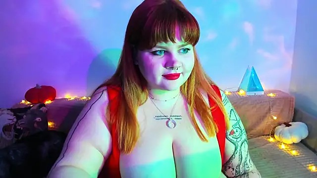 Snapshot of missmayaqueen chatting on November 7, 2025, 10:42 am missmayaqueen online show from November 7, 2025, 10:42 am