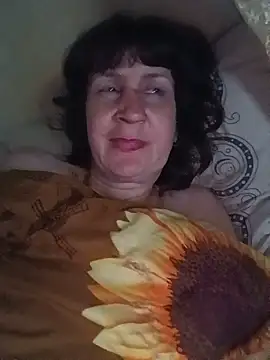 Laura Kiss online show from May 27, 2026, 9:11 pm