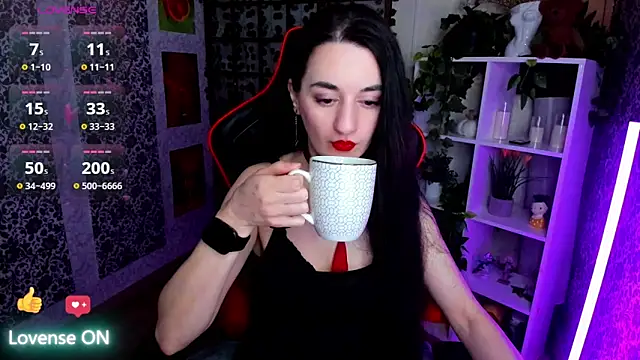 Snapshot of JessicaAlfo chatting on January 15, 2026, 2:15 am JessicaAlfo online show from January 15, 2026, 2:15 am