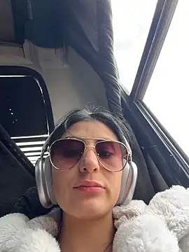 Snapshot of fiorella_paris chatting on February 22, 2026, 6:53 pm fiorella paris online show from February 22, 2026, 6:53 pm