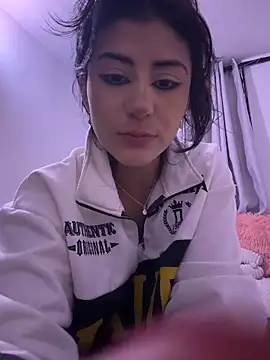 Snapshot of fiorella_paris chatting on February 14, 2026, 4:34 am fiorella paris online show from February 14, 2026, 4:34 am