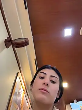 Snapshot of fiorella_paris chatting on February 16, 2026, 7:12 pm fiorella paris online show from February 16, 2026, 7:12 pm