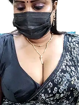 Snapshot of Queenflowerr chatting on March 14, 2025, 5:57 pm Queenflowerr online show from March 14, 2025, 5:57 pm