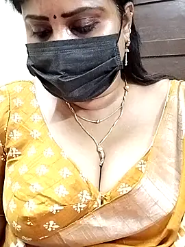 Snapshot of Queenflowerr chatting on March 11, 2025, 4:18 pm Queenflowerr online show from March 11, 2025, 4:18 pm