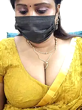 Snapshot of Queenflowerr chatting on March 10, 2025, 3:41 pm Queenflowerr online show from March 10, 2025, 3:41 pm