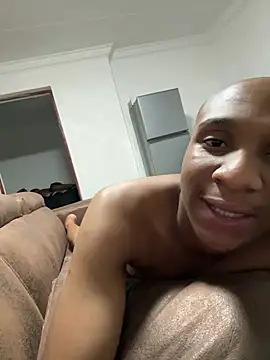 sydmanyoba online show from February 14, 2026, 7:47 pm