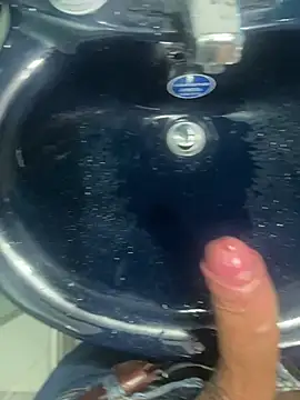 sebaxx8  online show from February 7, 2026, 11:02 pm