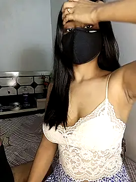 Love-N online show from November 21, 2025, 3:55 pm