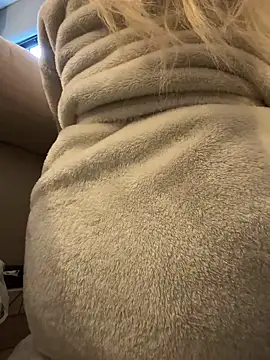 blissdimicco online show from November 7, 2025, 11:26 am