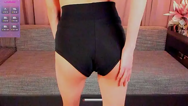 AmityCritchlow online show from March 15, 2025, 5:08 am