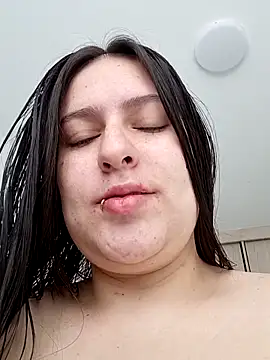 Snapshot of ary-cooper chatting on October 24, 2025, 7:57 pm ary-cooper online show from October 24, 2025, 7:57 pm