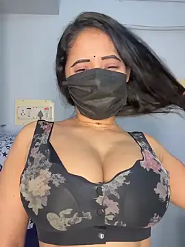 Snapshot of Hot_honey77 chatting on October 25, 2025, 5:46 pm Hot honey77 online show from October 25, 2025, 5:46 pm