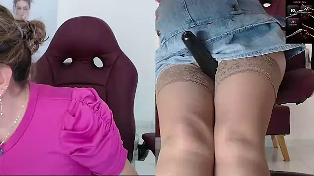 Snapshot of Frida_1982 chatting on January 30, 2025, 9:47 pm Frida 1982 online show from January 30, 2025, 9:47 pm