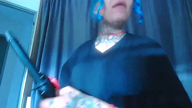 Snapshot of serena__vedette chatting on November 26, 2025, 10:37 am serena vedette online show from November 26, 2025, 10:37 am