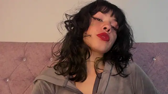 Snapshot of onix_bl4ck chatting on February 15, 2025, 1:21 am onix bl4ck online show from February 15, 2025, 1:21 am