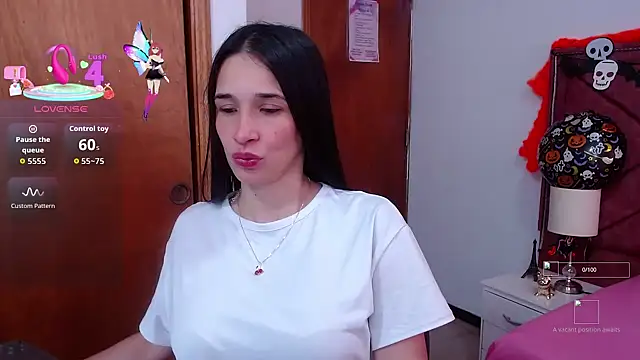 victoria adams07 online show from October 10, 2025, 7:25 pm