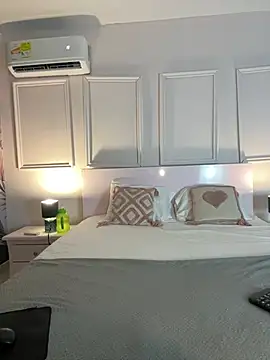 HannaaMiller online show from April 18, 2026, 12:40 pm