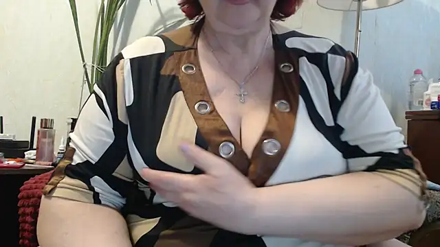 DeniseeRosea online show from May 11, 2026, 4:47 am