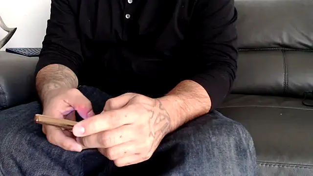 Snapshot of Str8_Soldier chatting on February 18, 2025, 11:19 pm Str8 Soldier online show from February 18, 2025, 11:19 pm