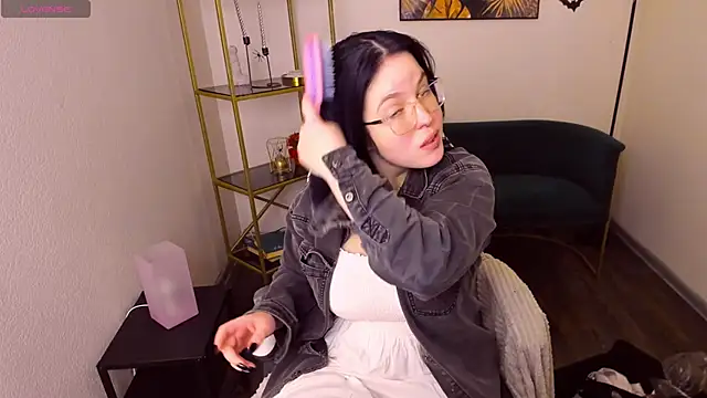 Snapshot of Manic_pixie_ chatting on October 22, 2025, 11:20 am Manic pixie online show from October 22, 2025, 11:20 am