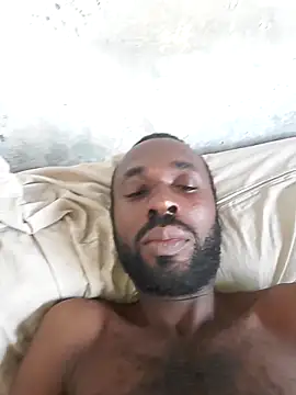 Snapshot of onewinnertee chatting on October 22, 2025, 1:43 pm onewinnertee online show from October 22, 2025, 1:43 pm