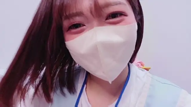 NA-KAREN-V8 online show from April 3, 2026, 9:16 am