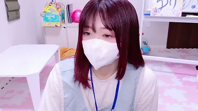 NA-KAREN-V8 online show from November 28, 2025, 12:16 pm