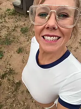 I am babydoll online show from February 16, 2026, 11:57 pm