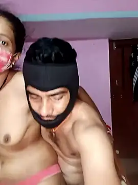 Snapshot of USHA_BHABHI chatting on May 24, 2026, 11:04 pm USHA BHABHI online show from May 24, 2026, 11:04 pm